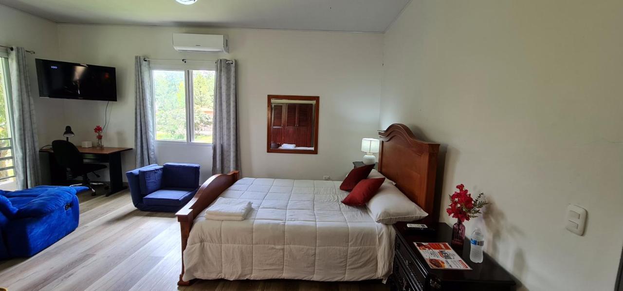 Hotel, Cocoview Valle De Angeles Ngoại thất bức ảnh