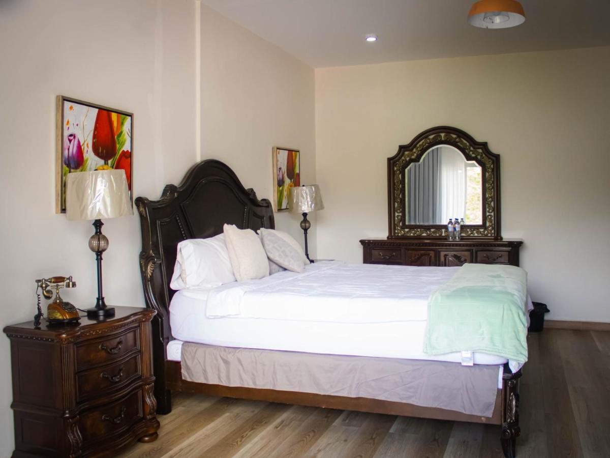 Hotel, Cocoview Valle De Angeles Ngoại thất bức ảnh